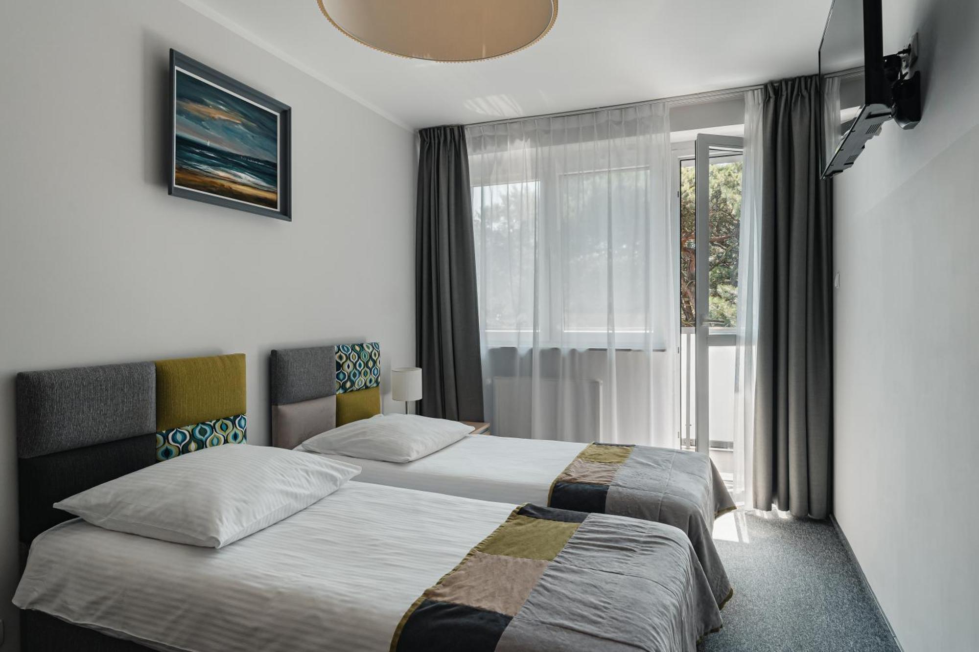 Hotel Ośrodek Delfin Rewita Jurata Exterior foto