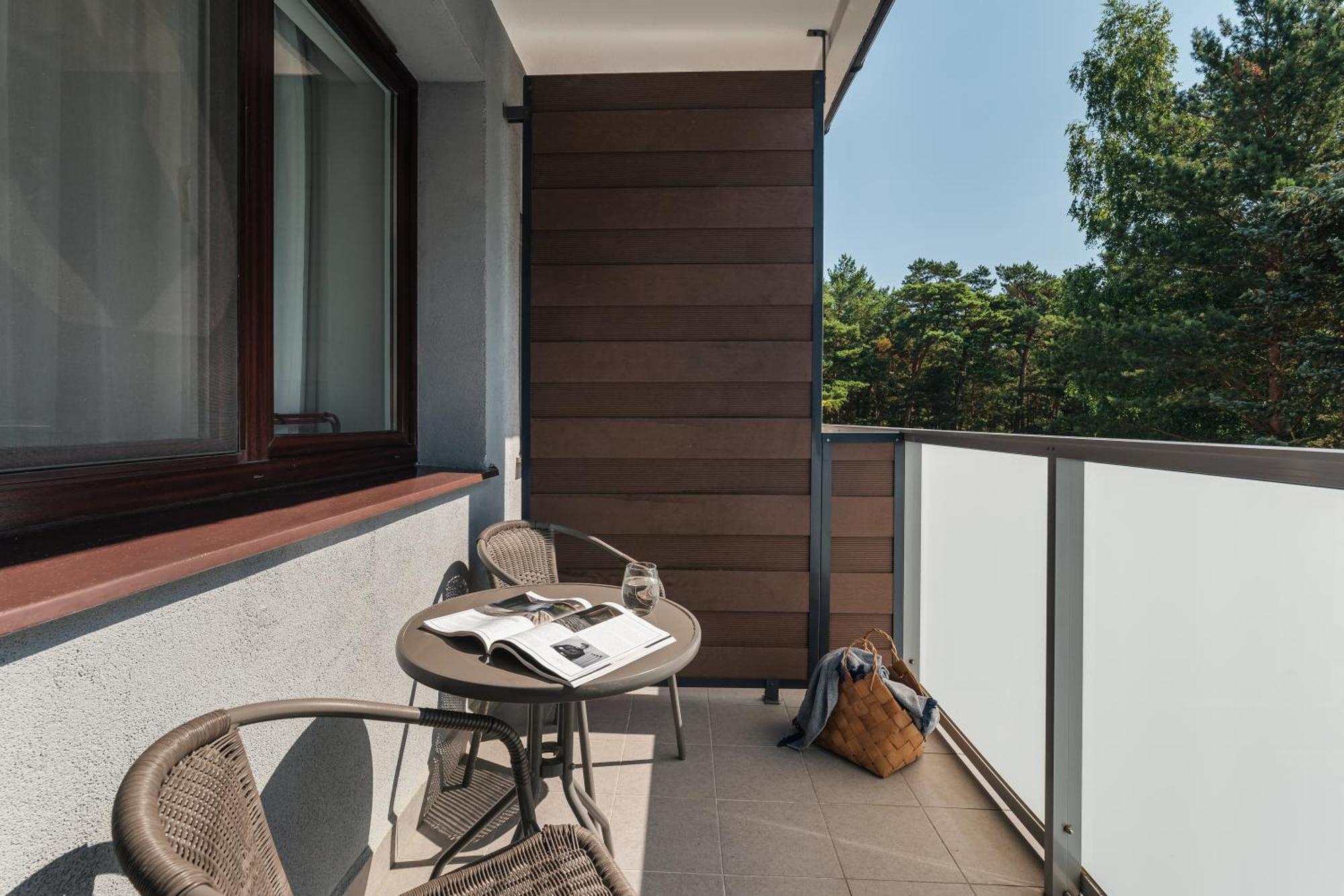 Hotel Ośrodek Delfin Rewita Jurata Exterior foto
